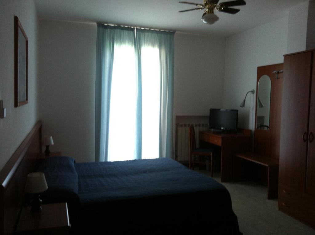 Hotel Ulivo Diano Marina Pokoj fotografie